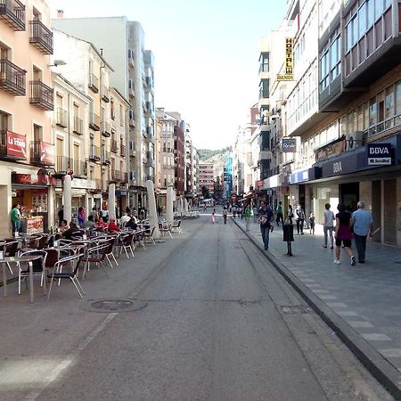 קואנקה Hostal Residencia Avenida מראה חיצוני תמונה