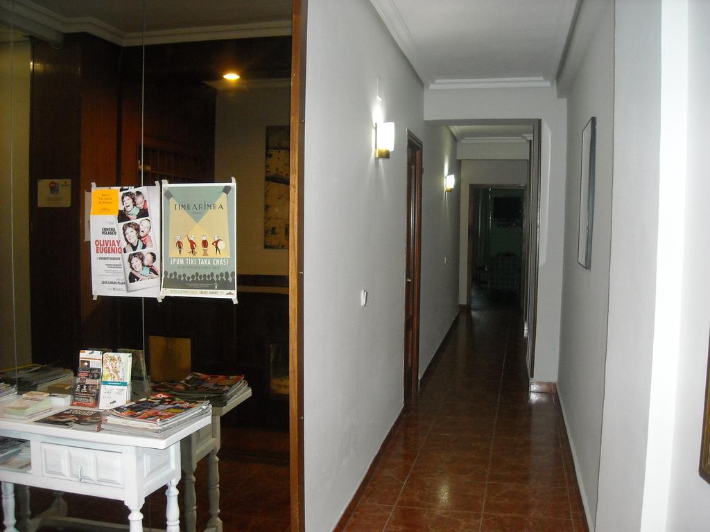 קואנקה Hostal Residencia Avenida מראה חיצוני תמונה